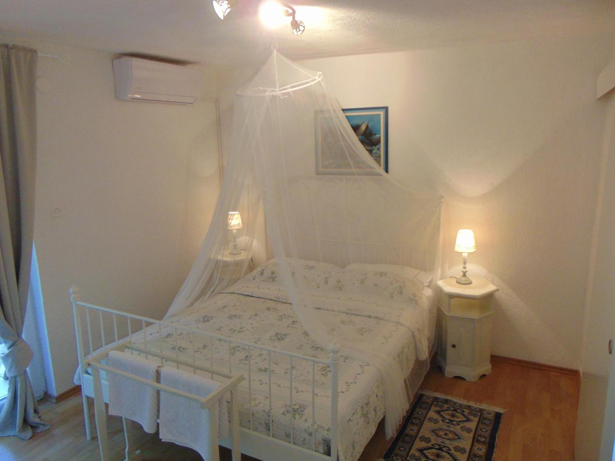 Apartments Karolina Malinska Zewnętrze zdjęcie